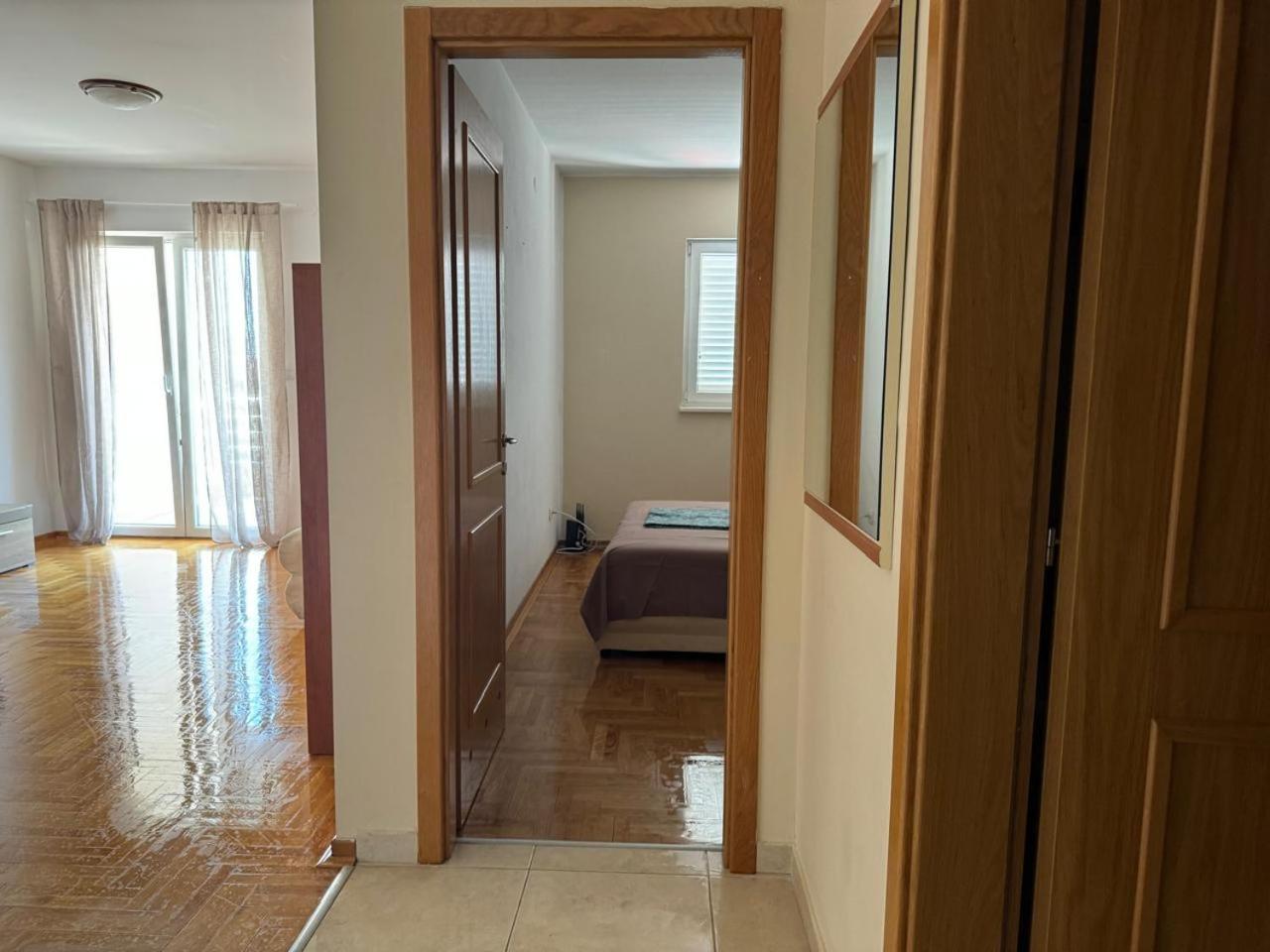 Apartments Montreal Budva Room photo